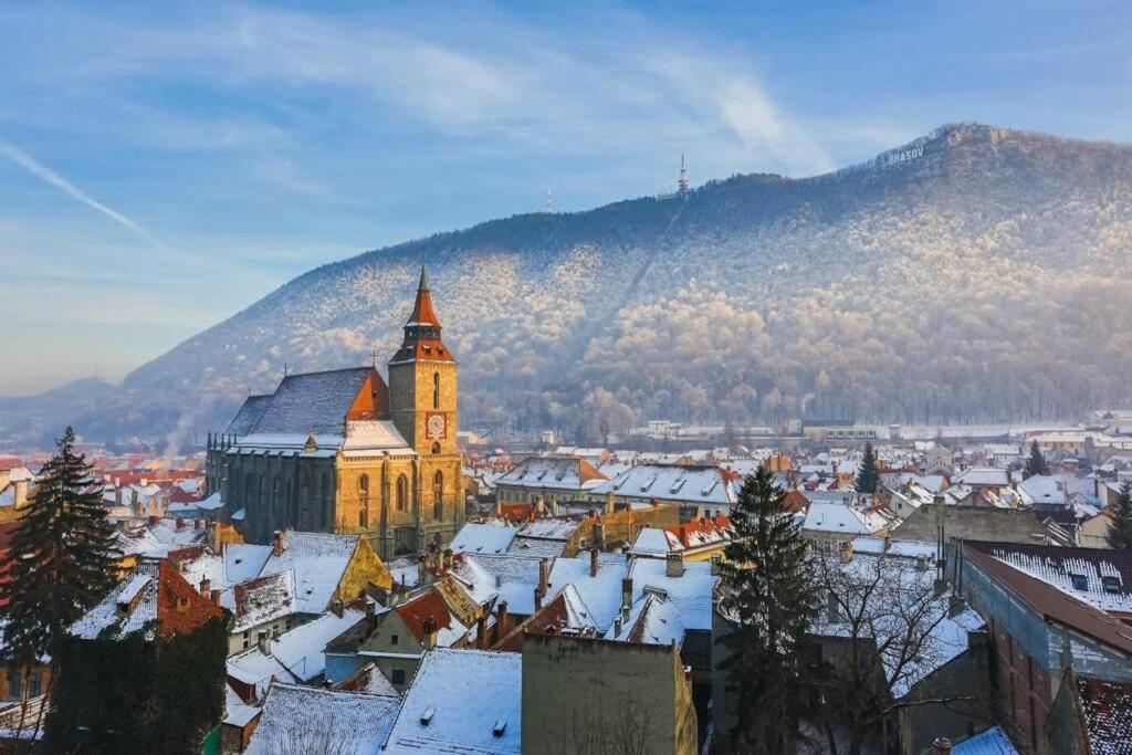 Vintage Apartament ,, Nicolux,, Centrul Vechi- Brasov Appartement Buitenkant foto